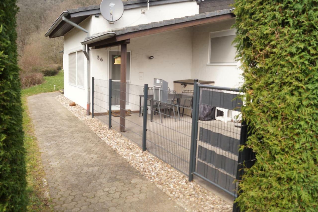 Ferienhaus Stausee Bitburg Biersdorf am See ภายนอก รูปภาพ
